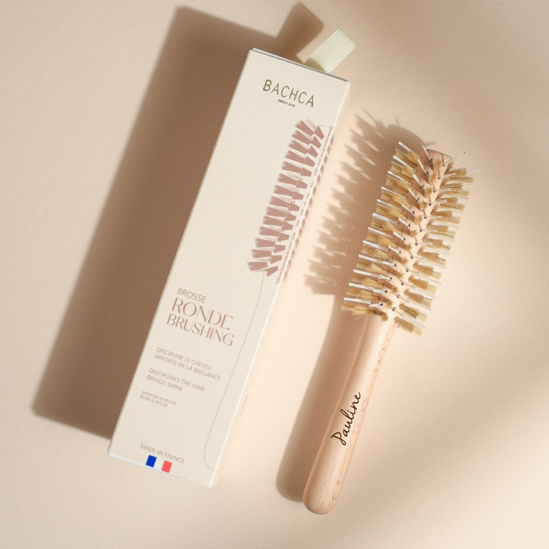 Brosse ronde brushing de la marque Bachca personnalisée avec le prénom &
