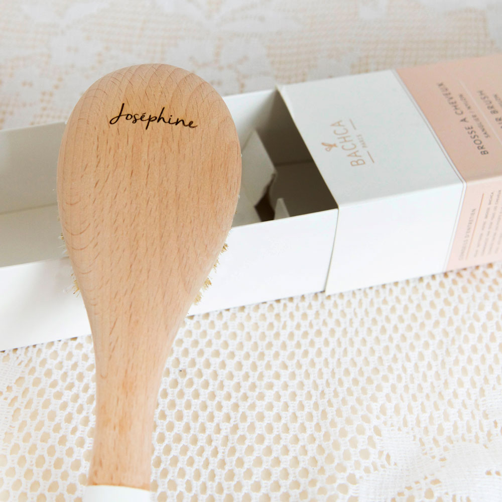 La brosse Bachca cheveux fins et fragile en version personnalisée.