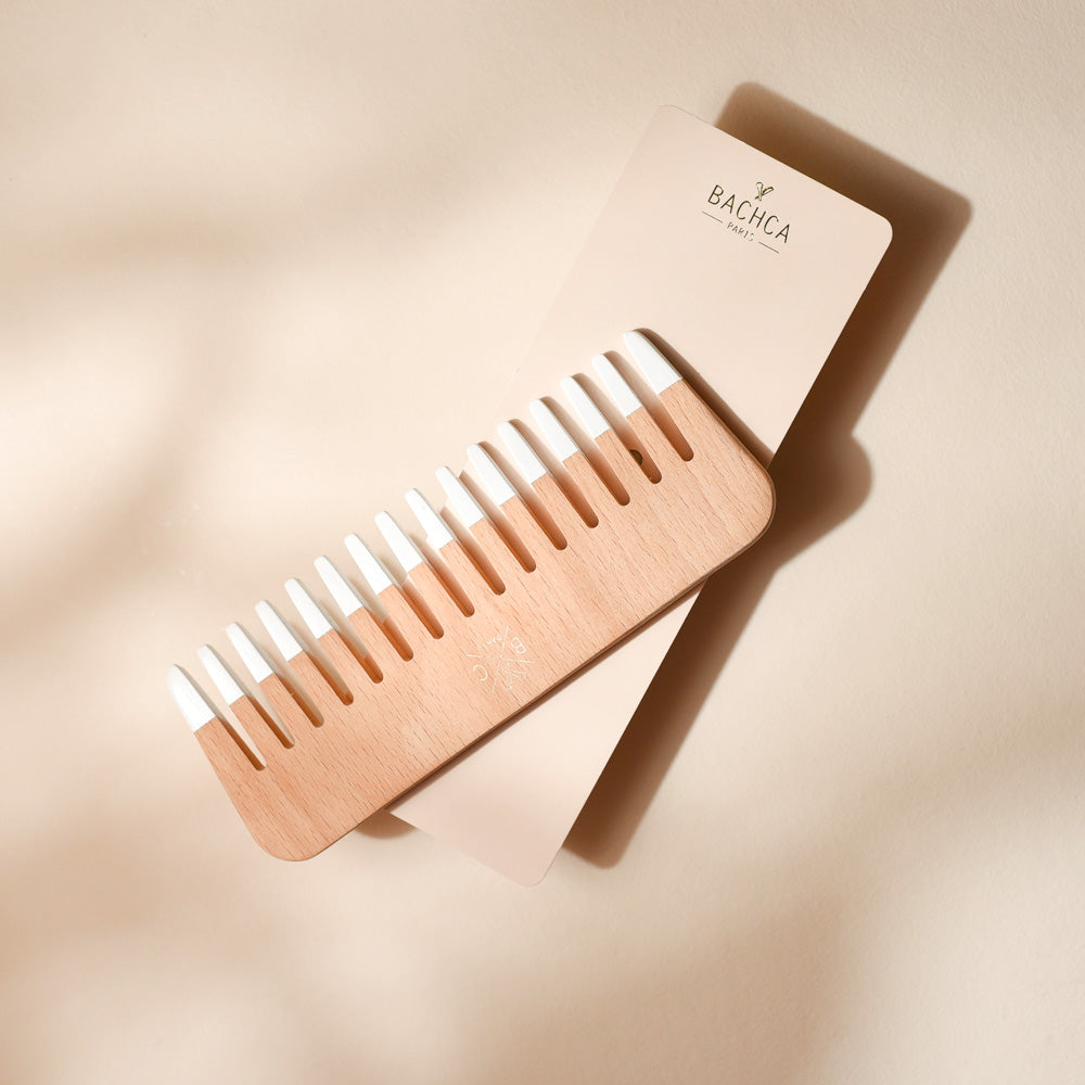 Wooden comb