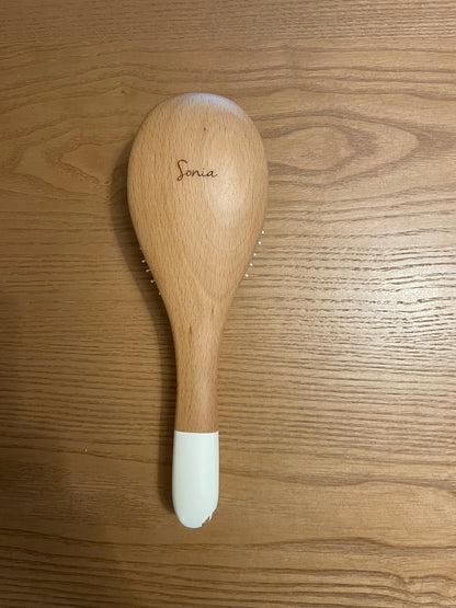 Brosse démêlage et brillance imparfaite - grand format