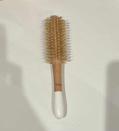 Imperfect nylon and boar bristle brush