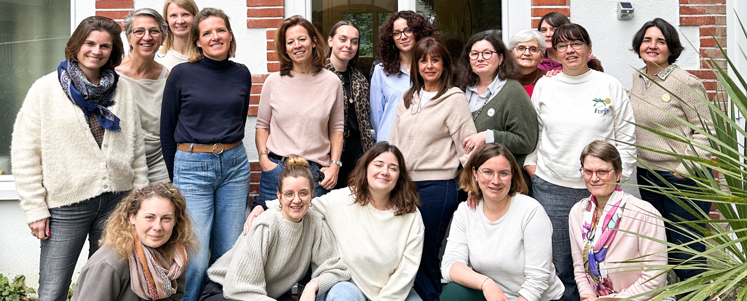 Photo d'équipe de la rencontre entre Bachca et Providentielles. 