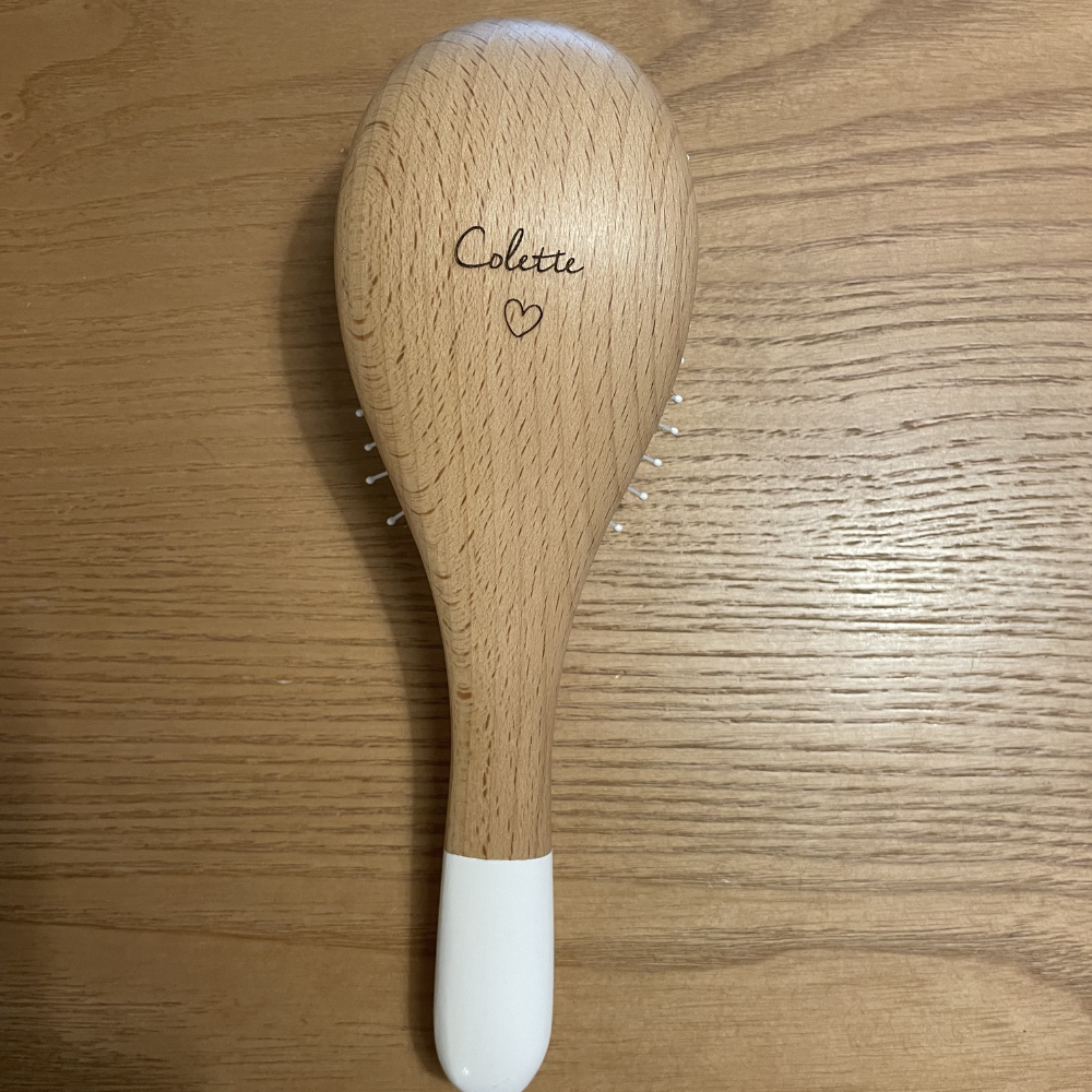 Brosse démêlage et brillance imparfaite - petit format