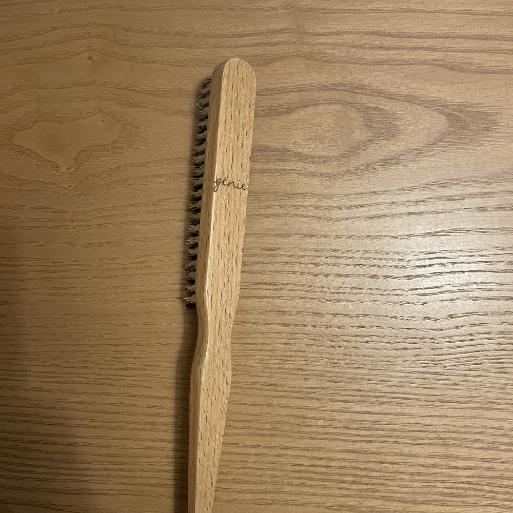 Imparfaite brosse à cheveux plaquage