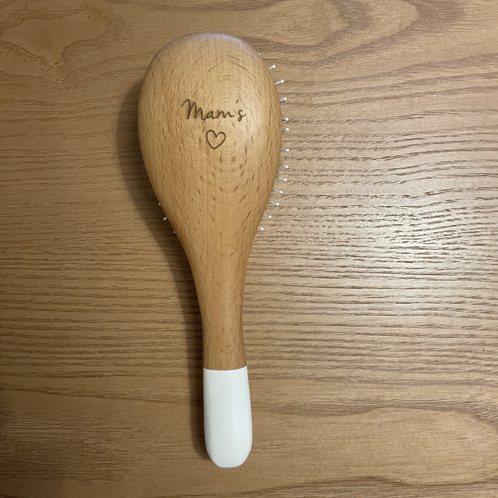 Brosse démêlage et brillance imparfaite - petit format