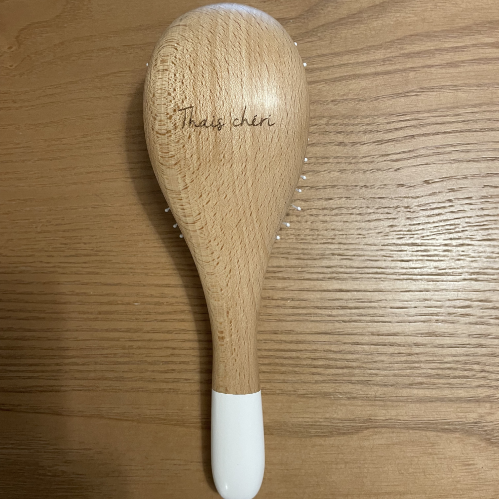 Brosse démêlage et brillance imparfaite - petit format