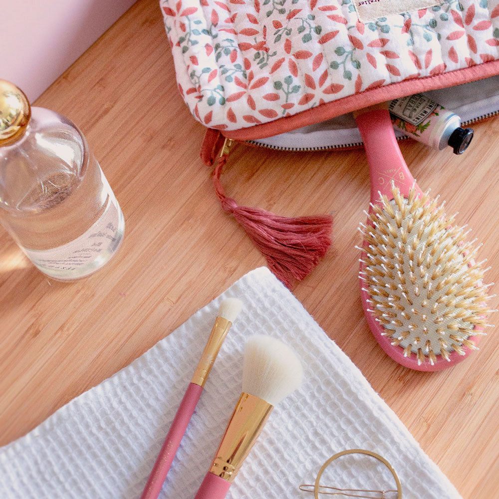 Les Essentiels et la trousse Bindi Atelier Terracotta