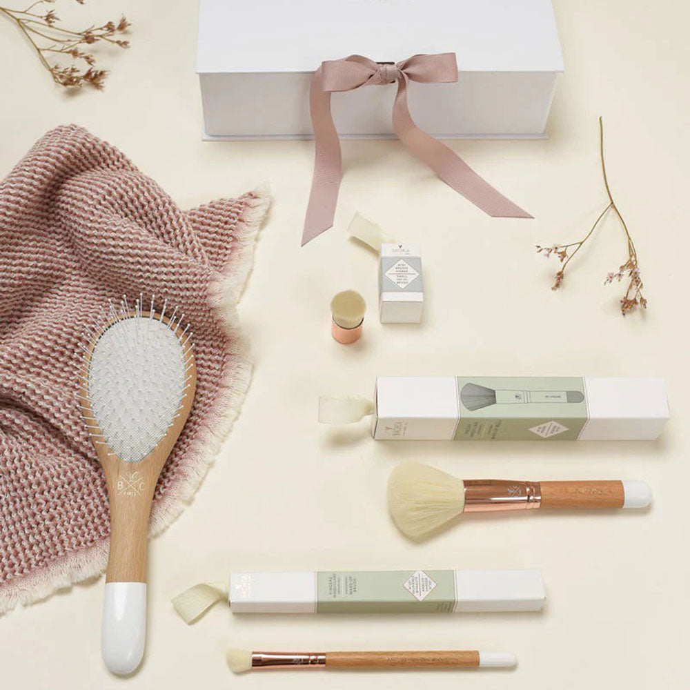 Essentials with detangling and volume brush
